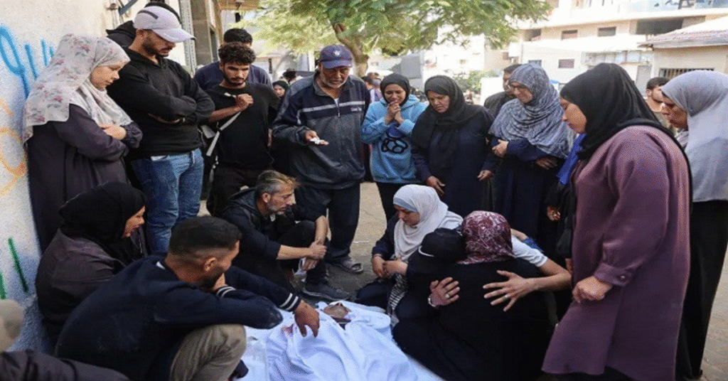 গাজায় ইসরায়েলি বিমান হামলা নিহত ব্যক্তির স্বজনদের আহাজারি