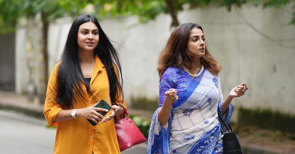 সার্টিফিকেশন ছাড়াই আপিল, সরকার কর্তৃক ‘কাঠগোলাপ’ সিনেমা নিষিদ্ধ ঘোষণা ‘কাঠগোলাপ’-সিনেমার দৃশ্য