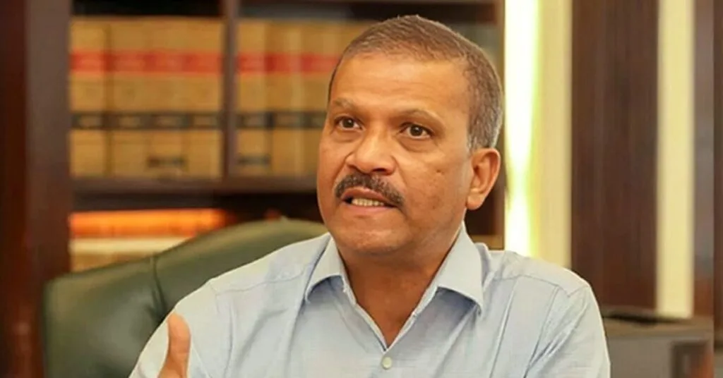 আইন উপদেষ্টা আসিফ নজরুল