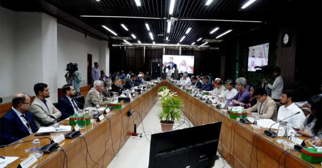 সিইসির সংলাপে রাজনৈতিক দলগুলোর প্রতি আচরণবিধি মানার আহ্বান