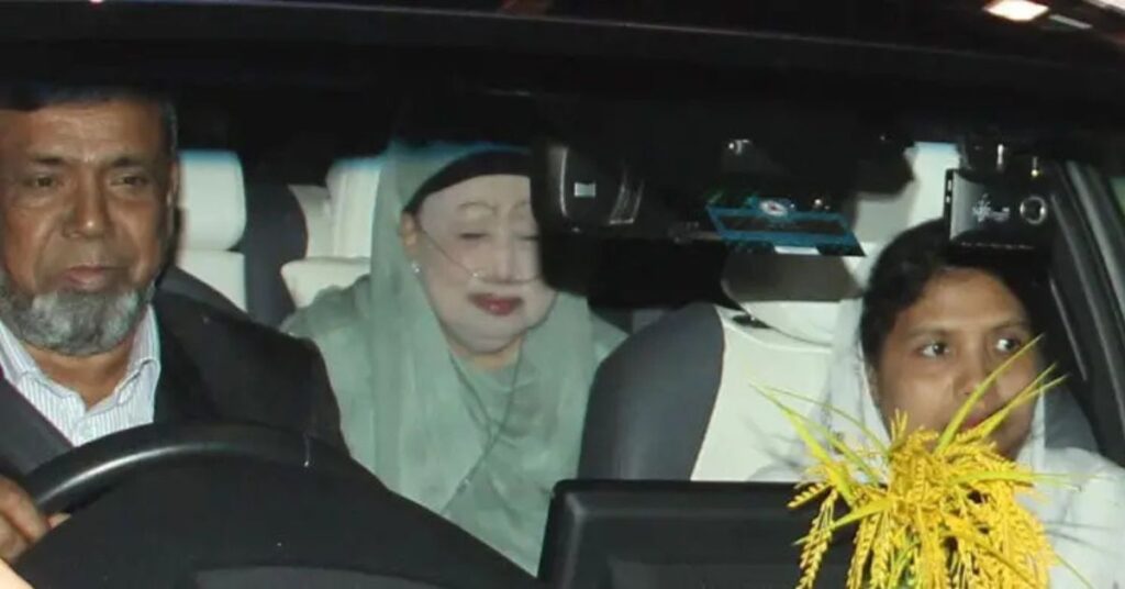 খালেদা জিয়ার হার্ট ও ফুসফুসে সংক্রমণ, নিবিড় পর্যবেক্ষণে চিকিৎসা চলছে বিএনপি চেয়ারপারসন খালেদা জিয়া